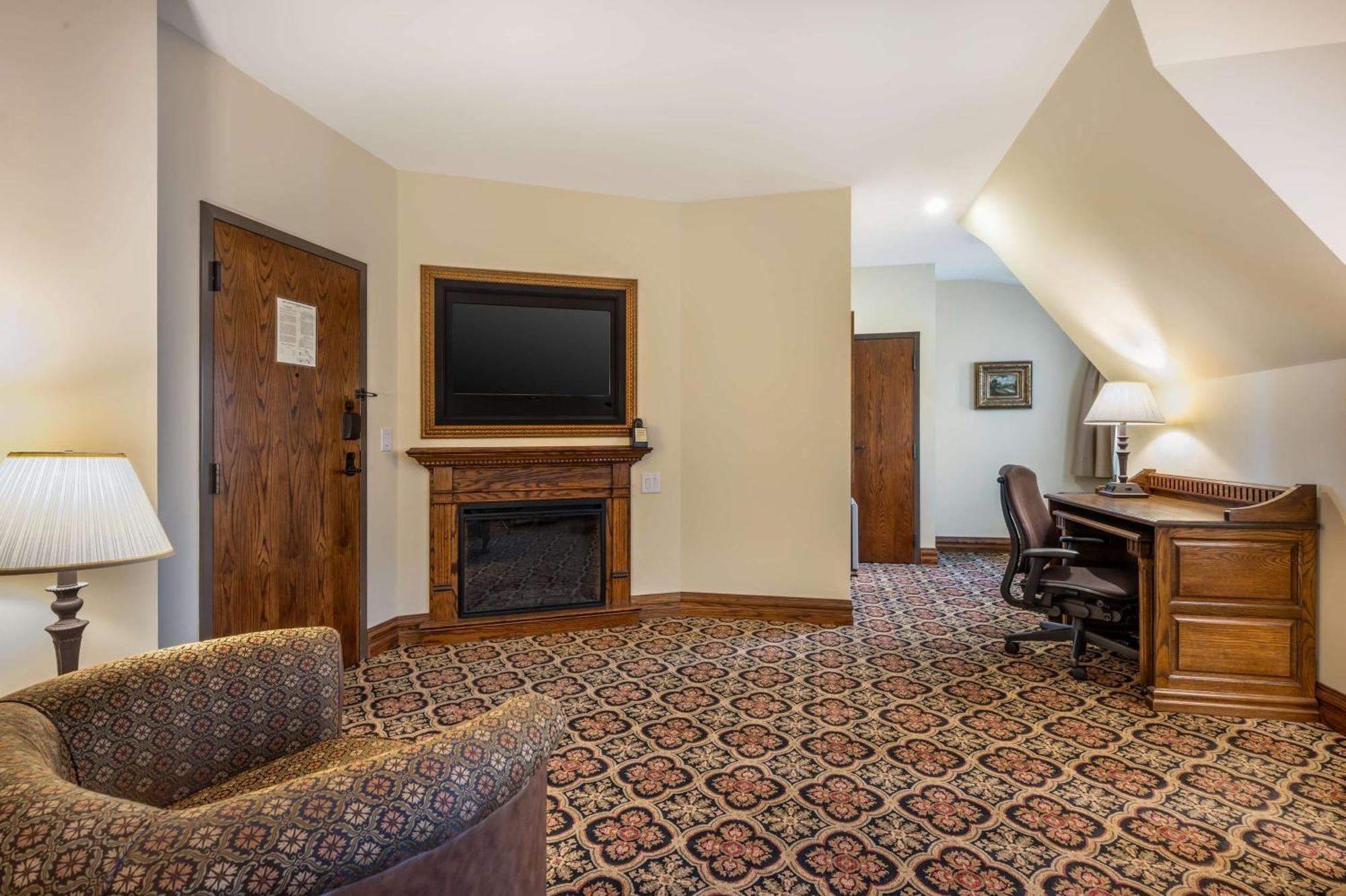 Best Western Premier Mariemont Inn Синсинати Екстериор снимка